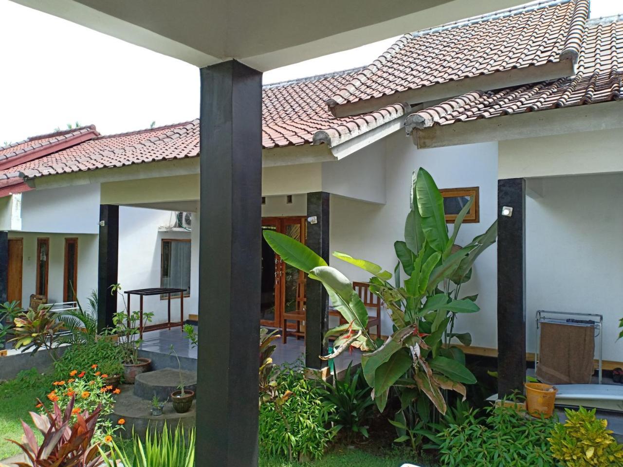 Dewi Garden Guest house